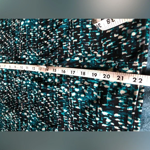 Avenue Skirt-MultiColor Teal, White, Black and Grey - Picture 5 of 7